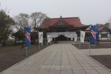 釧路厳島神社境内