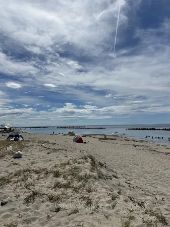 瀬波温泉海水浴場ビーチ